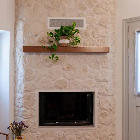 Mountain Seaview Apartment