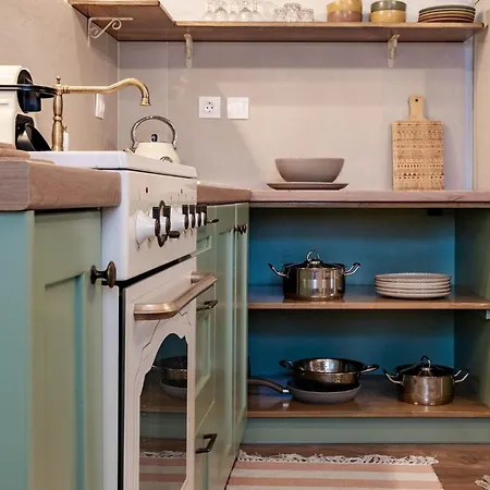 Mountain Seaview Apartment