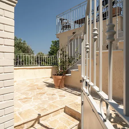 Mountain Seaview Appartement Achílleion